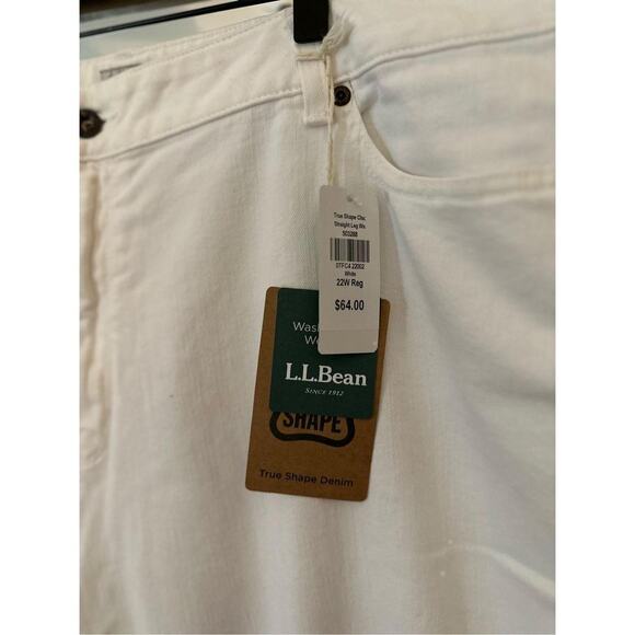 L.L. Bean True Shape Straight Leg Jeans White Plus 22 NWT Classic Fit Stretch - Picture 2 of 3